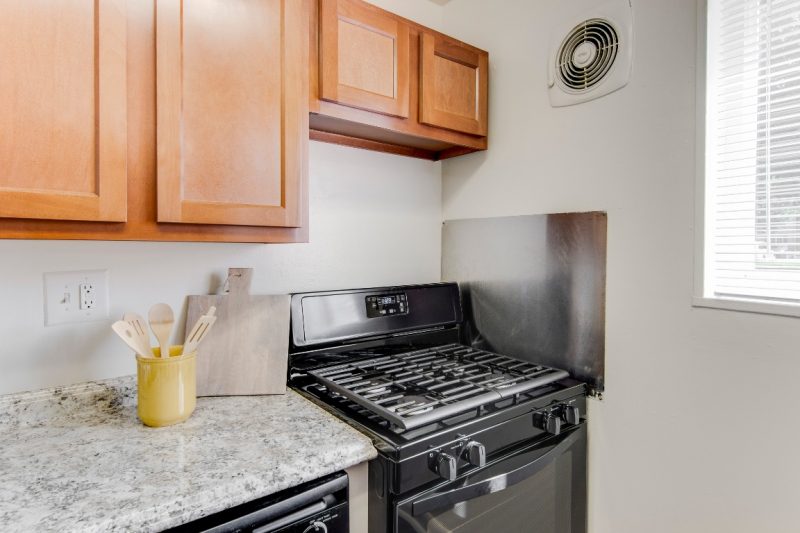 Amenities Fairmont Gardens Apartments Located in Annandale, VA